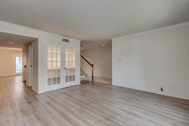 Building Photo - 14911 Wunderlich Dr