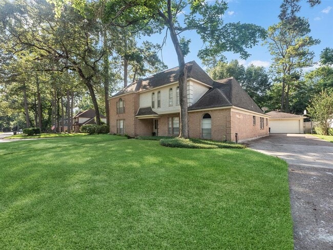 Building Photo - 3014 Redwood Lodge Dr