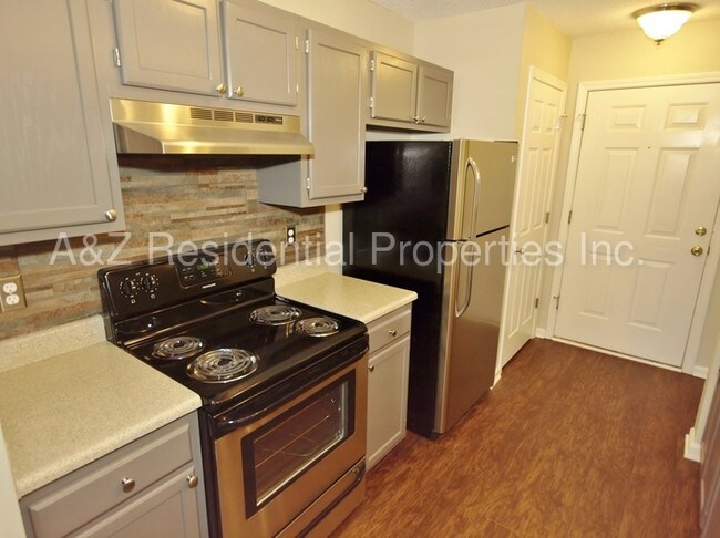 Building Photo - 1620 Arlyn Cir