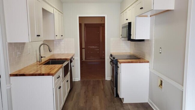 Foto del edificio - 3394 Wrister Cove