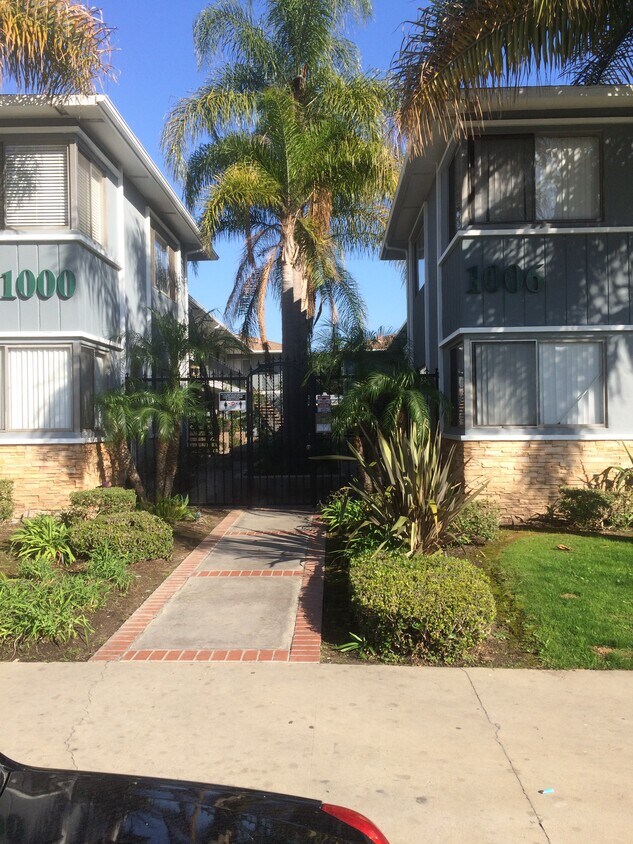 Osage Gardens Apartments Apartments in Inglewood, CA