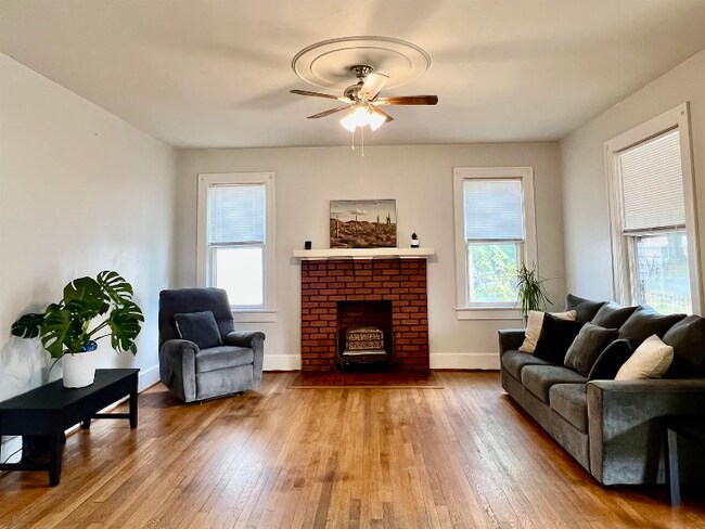 Foto del edificio - 511 Bowling St