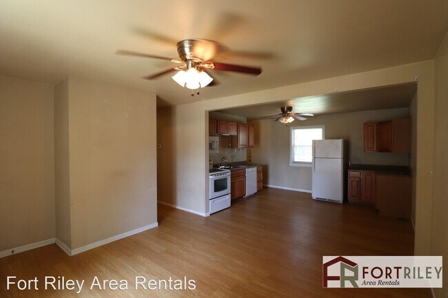 Building Photo - 3 br, 1 bath House - 1212 Marshall