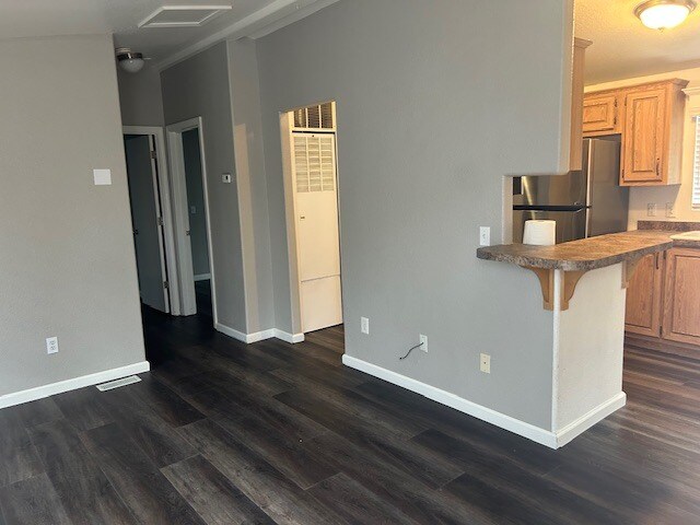 Foto del edificio - 540 Shortt Rd