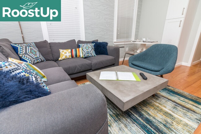 Building Photo - Furnished Bedroom with Private Bath in East Boston