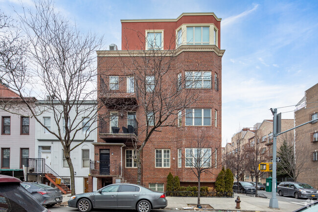 Building Photo - 381 Marcy Ave