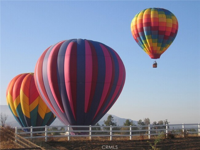 Foto del edificio - 36685 Glen Oaks Rd