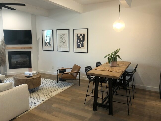 Greatroom 2 - 16517 E Gunsight Dr
