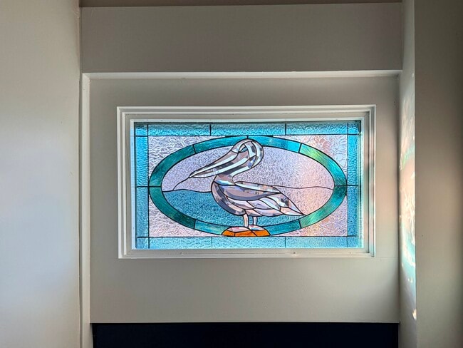 Building Photo - 906 Main St