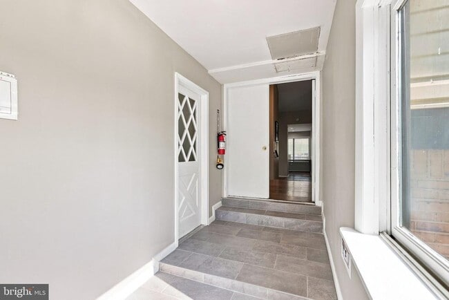 Building Photo - 109 Biscayne Ct