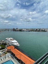 Building Photo - 335 S Biscayne Blvd
