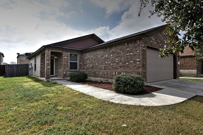 Foto del edificio - BEAUTIFUL SINGLE STORY HOME  |  CLOSE TO H...