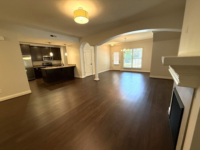 Foto del edificio - Spacious 2 Bed / 2 Bath Condo in the Heart of Middletown