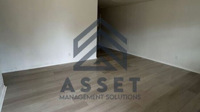 Foto del edificio - 5 Bedroom Rent to Own Home Available!