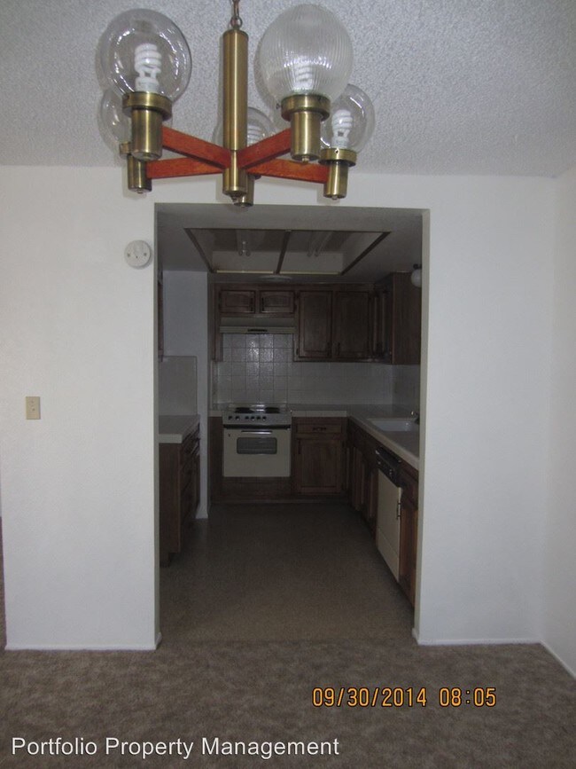 Building Photo - 3204 La Costa St