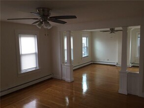 Building Photo - 64 Lyon Ave