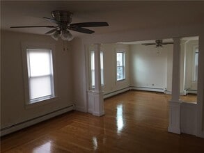 Building Photo - 64 Lyon Ave