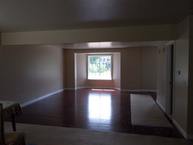 Foto del edificio - 5149 High Oaks Trail