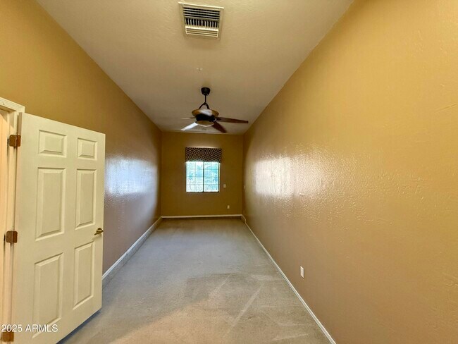Foto del edificio - 4601 W Moss Springs Rd