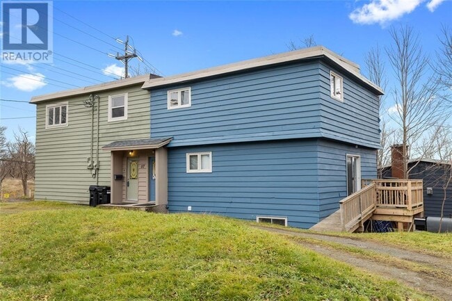 Photo du bâtiment - 117 Portugal Cove Rd