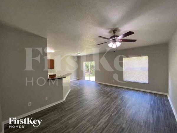 Foto del edificio - 3343 Monday Terrace