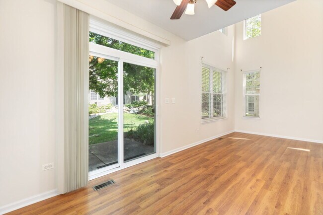 Building Photo - 2926 Rutland Cir