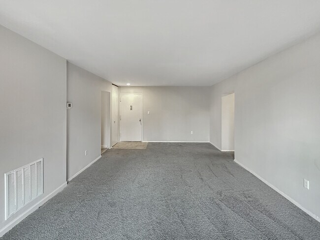 Building Photo - 3573 Laurel Fort Meade Rd
