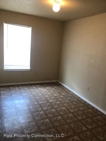 Building Photo - 5417-5419 Libbey Ave