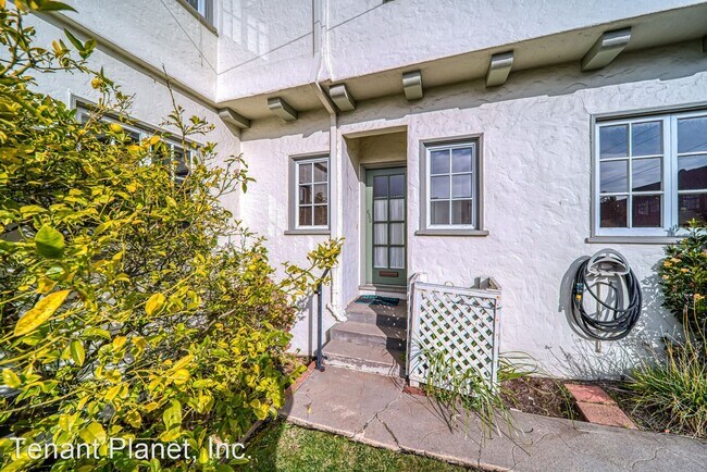 Foto del edificio - 4 br, 3.5 bath House - 650 Upland Dr