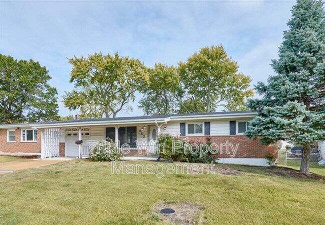 Foto del edificio - 803 Holiday Ave