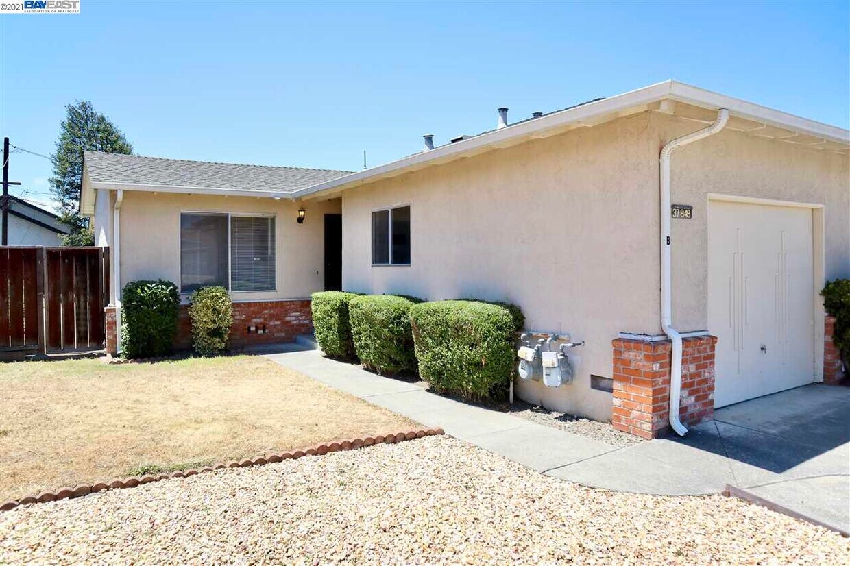 Foto principal - 37849 Argyle Rd