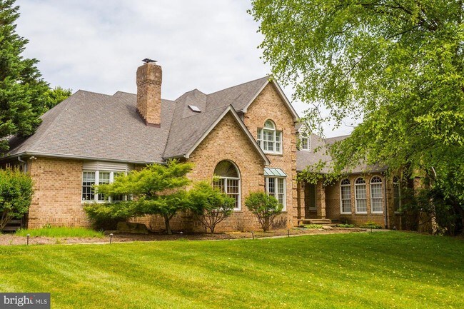 Building Photo - 4249 Buckskin Lake Dr