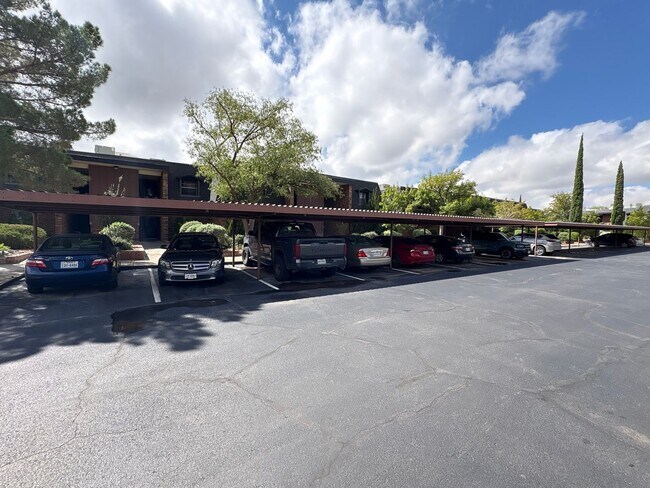 Building Photo - 4800 N Stanton St