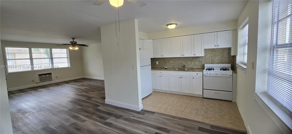Cocina - 9041 Harding Ave