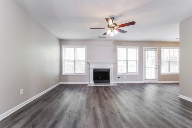 Building Photo - 2015 Patrick Mill Pl NE