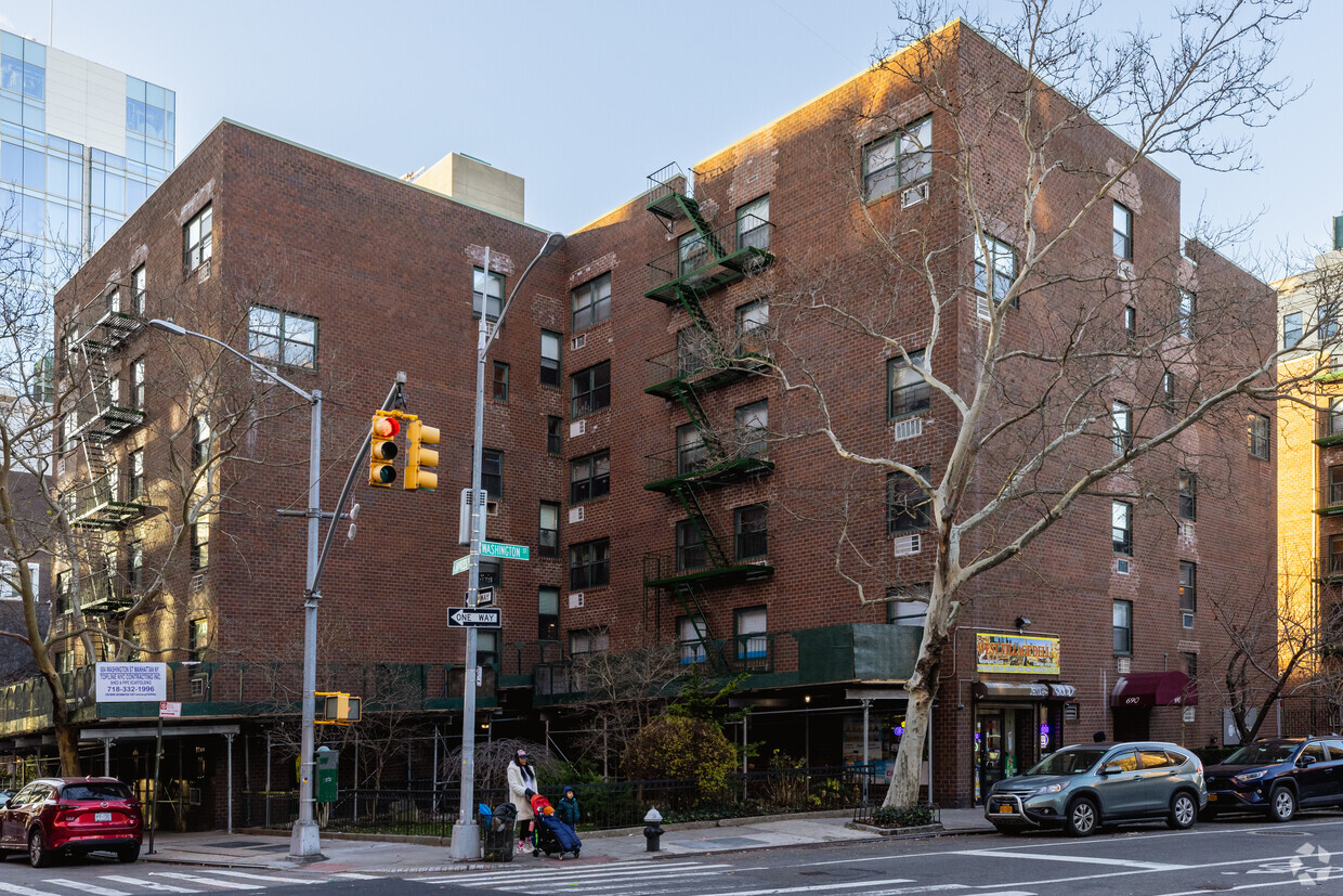 Primary Photo - West Village Houses - Cooperative