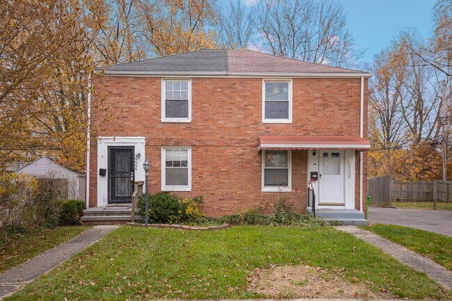 Foto del edificio - 2 BED 1 BATH BEAUTIFUL SINGLE FAMILY HOME