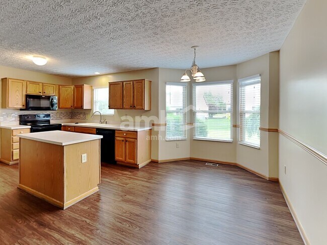 Foto del edificio - 6766 Eddleston Ct