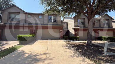 Building Photo - 9849 Wilkins Way