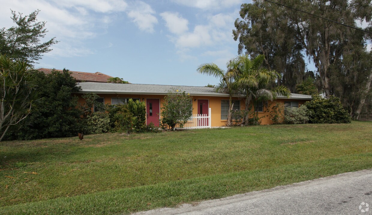 6224 Hollywood Blvd, Sarasota, FL 34231 Apartments in Sarasota, FL