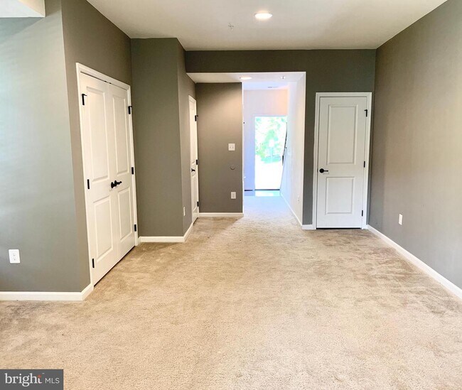 Building Photo - 7202 Winding Hills Dr