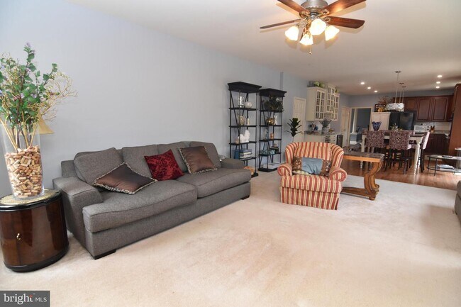 Building Photo - 23368 Pembrook Dr
