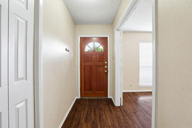 Building Photo - 15127 Elkton Dr