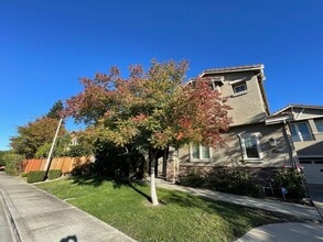 Building Photo - 964 Maplegate Ct Building Photo - 964 Maplegate Ct