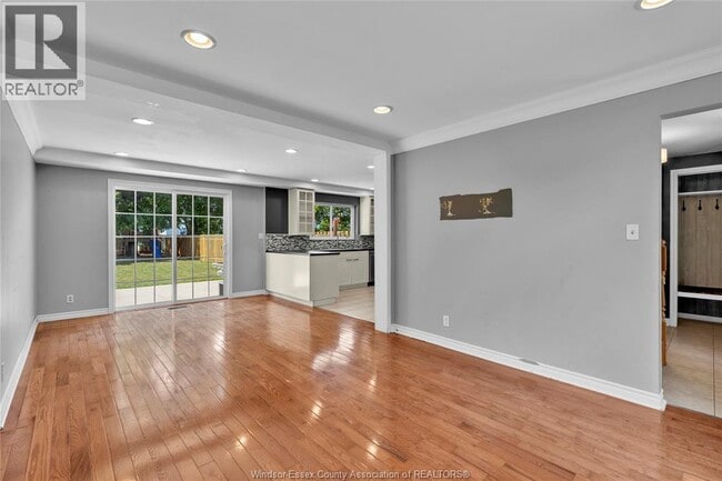 Photo du bâtiment - 10700 Atwater Crescent