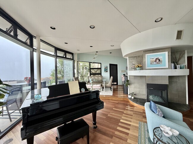 Foto del edificio - 1445 Bounty Way