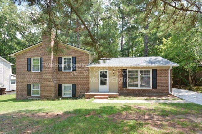 Building Photo - 119 Monterey Ln