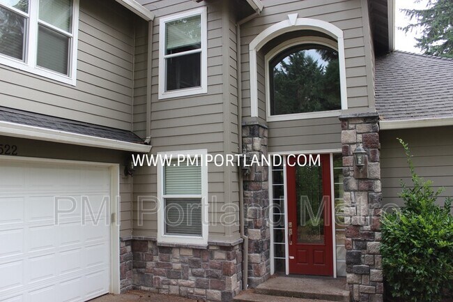 Building Photo - 13522 SE Beech Ave