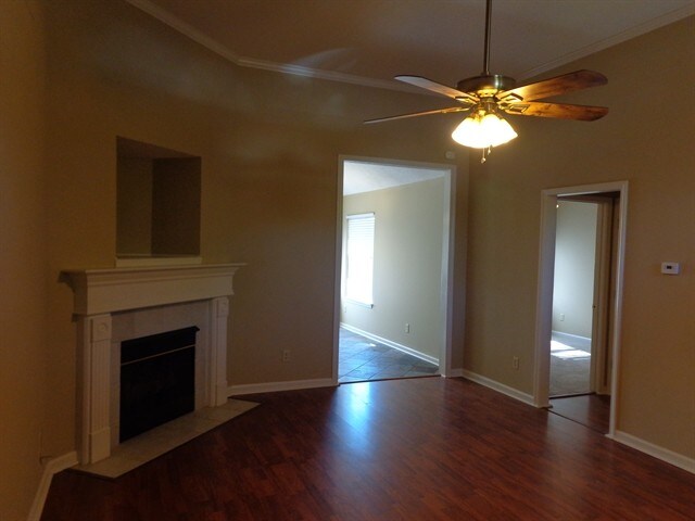 Foto del edificio - 1326 Siskin Dr