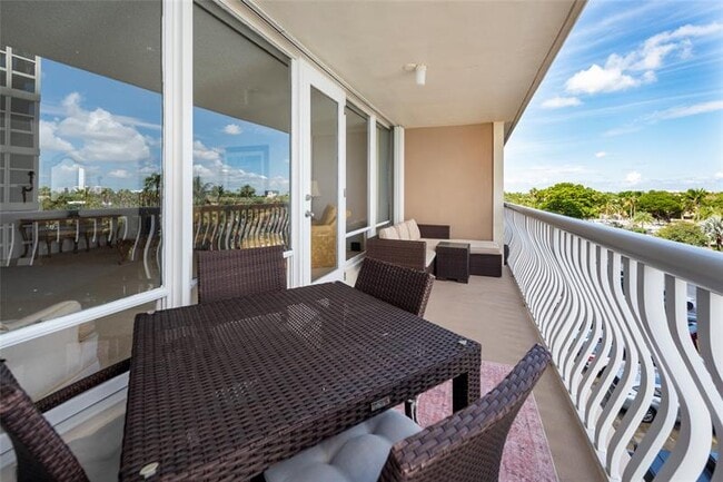 Foto del edificio - 4020 Galt Ocean Dr